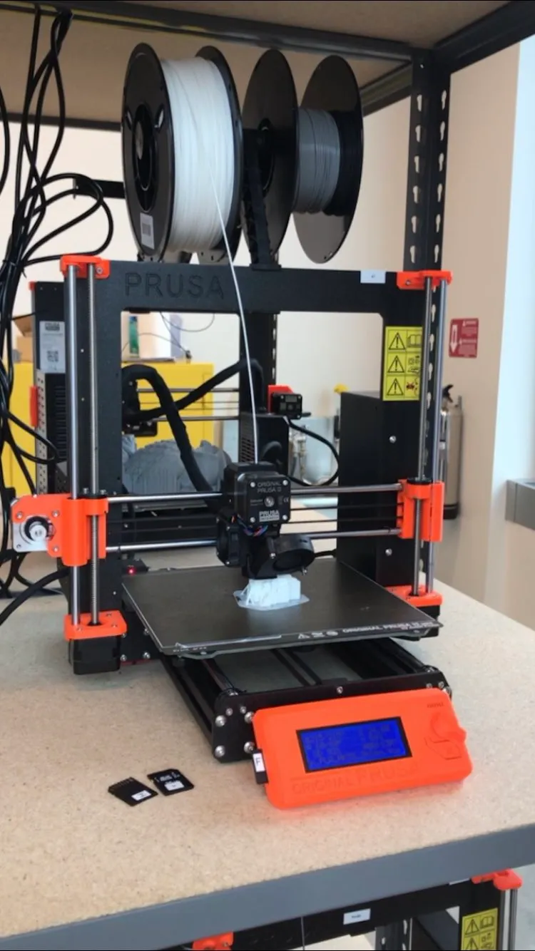 3D printer in the process of printing a StarCraft2 probe